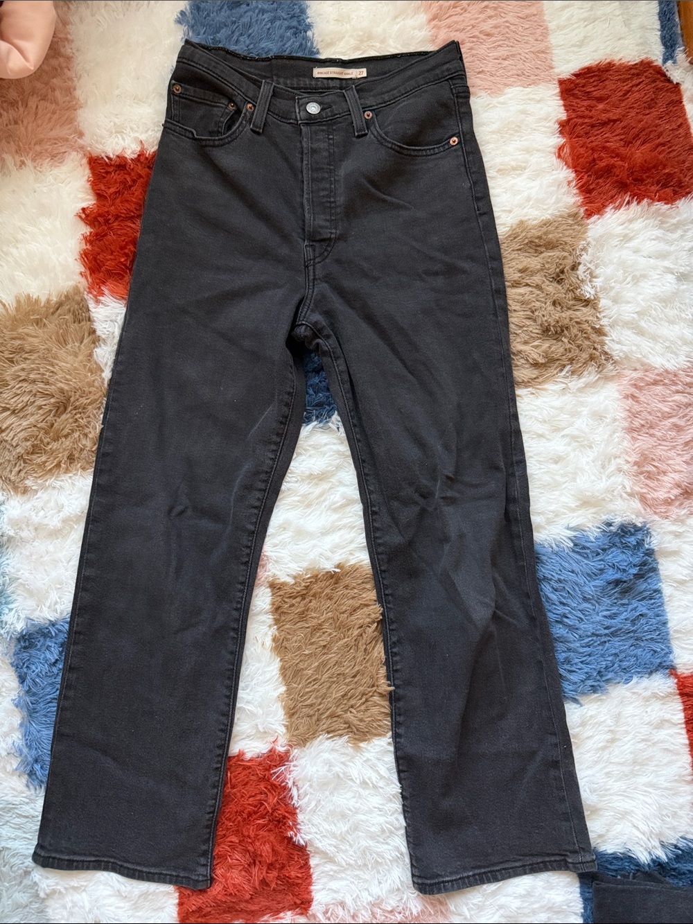 Levi Women’s Ribcage Straight Jeans